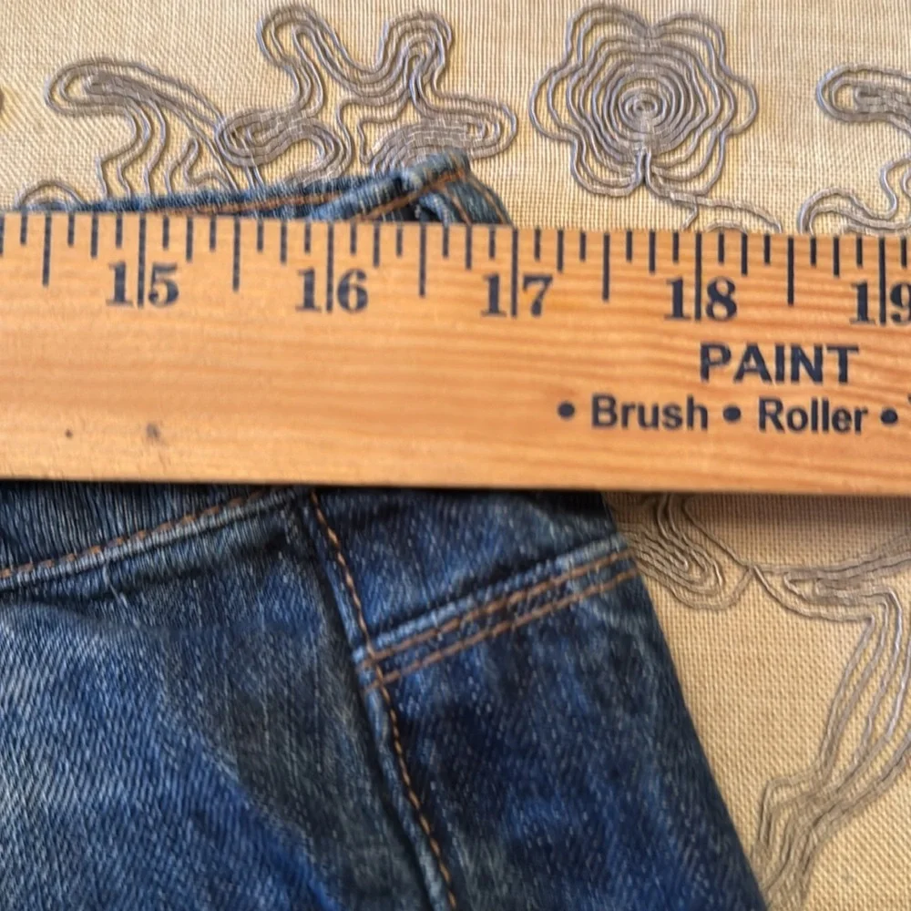 Distressed‎ Denim Shorts